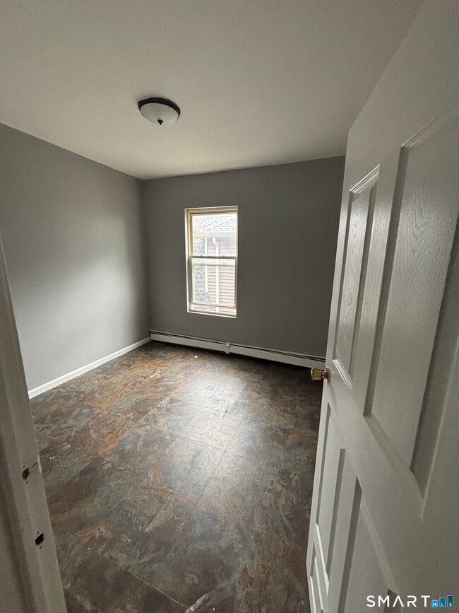 Photo - 90 Chadwick Ave Unit 3W