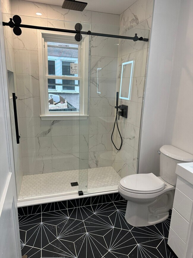 Photo - 7 Dickson St Unit #2