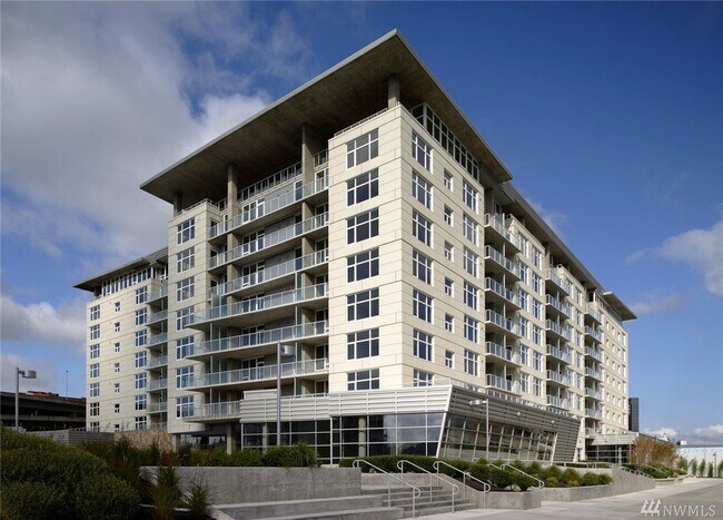 7th floor city view - 1515 Dock St Unit 702