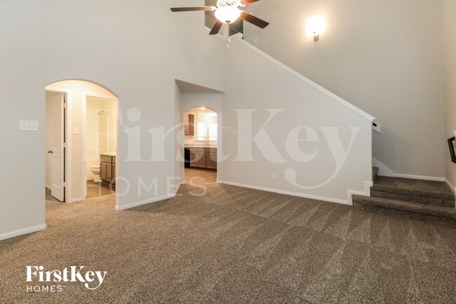 Photo - 25621 Roy Rogers Rd