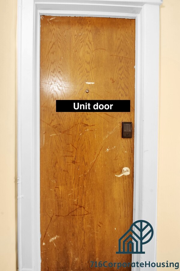 Photo - 36 E Utica St Unit 3B