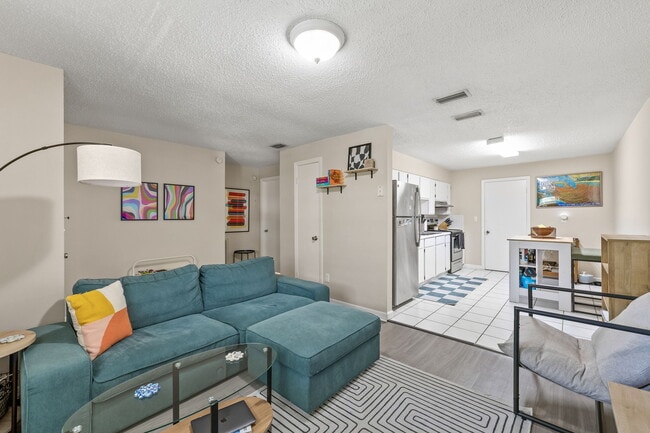 Photo - Orleans Apartments
