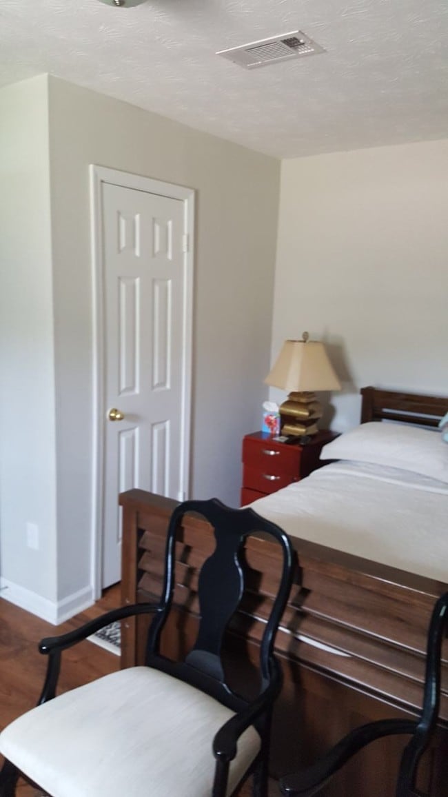 Photo - Haltere at Barrington