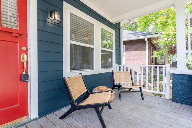 Photo - 902 S Douglas Ave