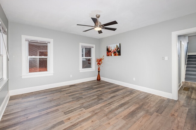 Photo - 5314 Section Ave