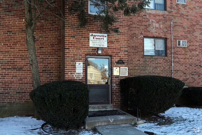 Photo - Jarretts Court Apartments