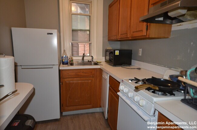 Photo - 463 Park Dr Unit 14