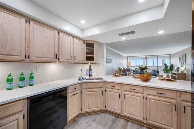 Photo - 17920 Gulf Blvd Unit 2008