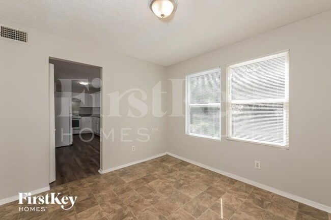 Photo - 6249 Creekford Ln