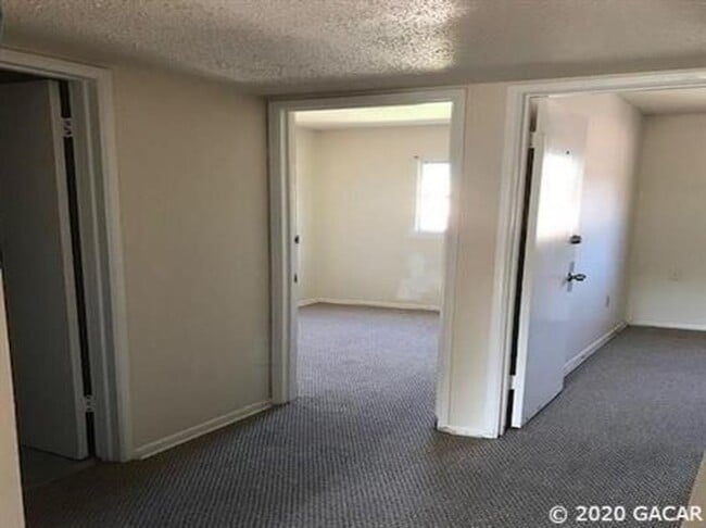 Photo - 914 SW 8th Ave Unit 914 SW 8th AVE