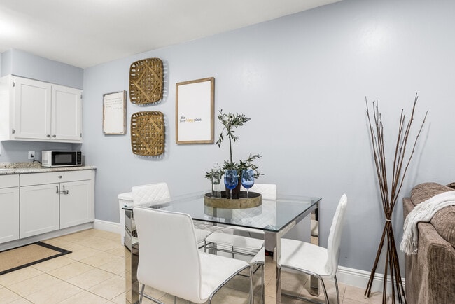 Photo - 4953 Bayshore Dr