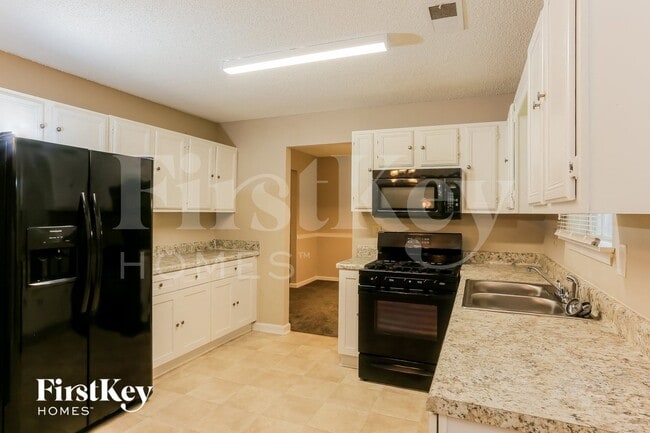 Photo - 993 Cherry Laurel Dr