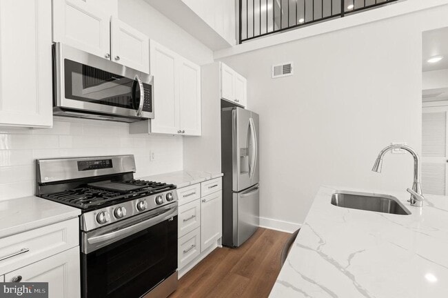 Building Photo - 1100 Bladensburg Rd NE Unit 501