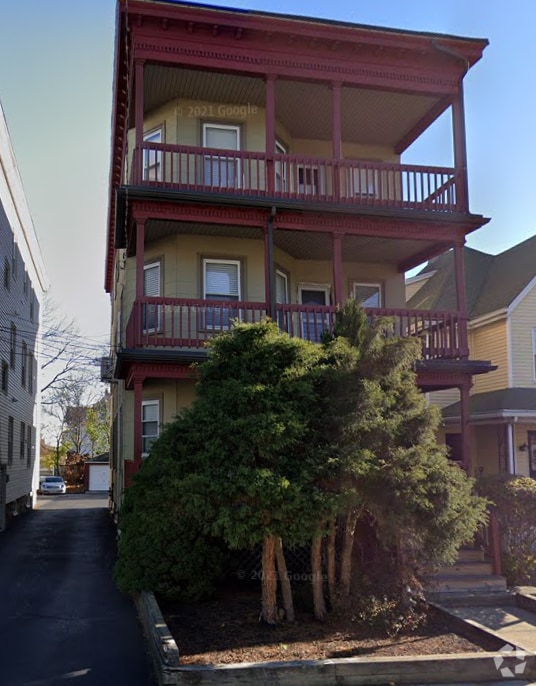 Building Photo - 16-18 Church St Unit 2 Rental