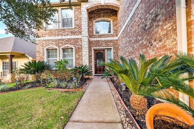 Photo - 1736 Park Oak Drive House