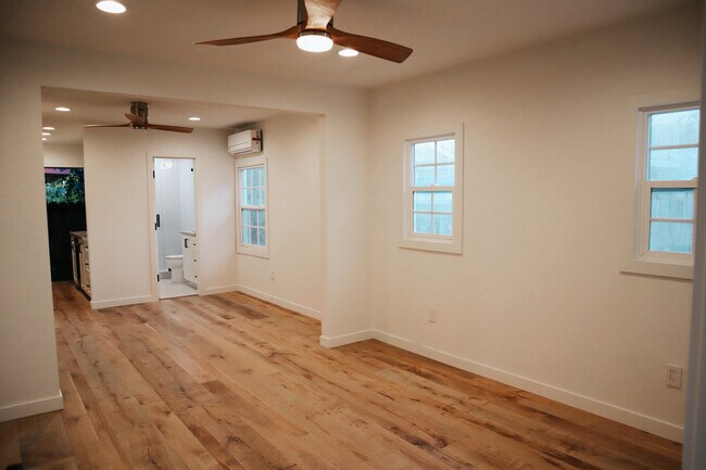 Entrance Living Room View - 6742 De Longpre Ave