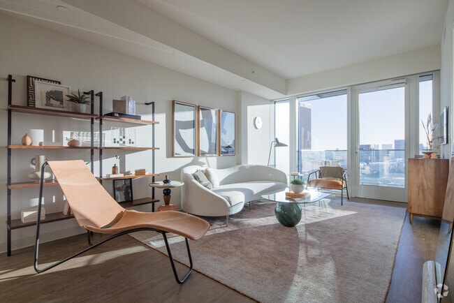 1BR, 1BA