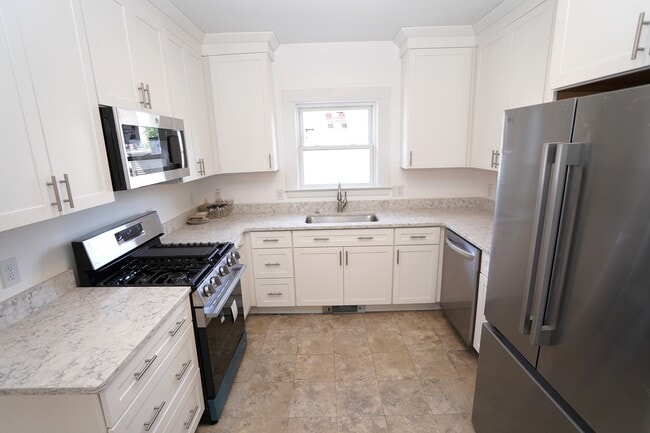 Photo - 81 Waverly St Unidad 2