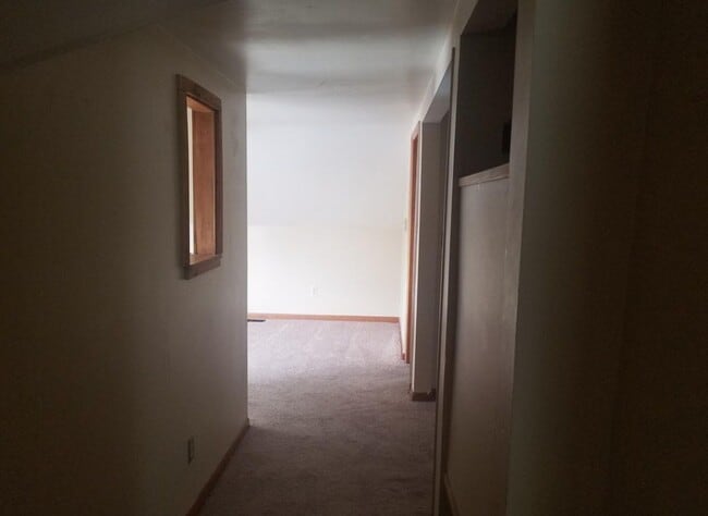 Photo - 55 Diamond Ave NE Unidad 2