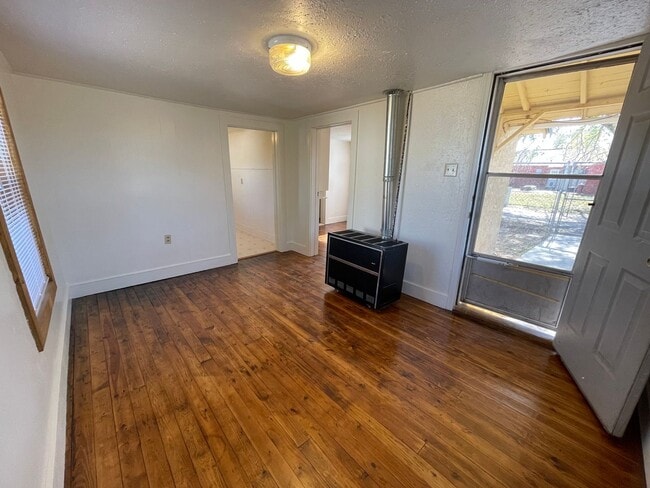 Photo - Located in Portales!! Cozy 1 bed!