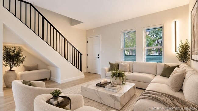 Building Photo - 701 S Royal Poinciana Blvd Unit 13