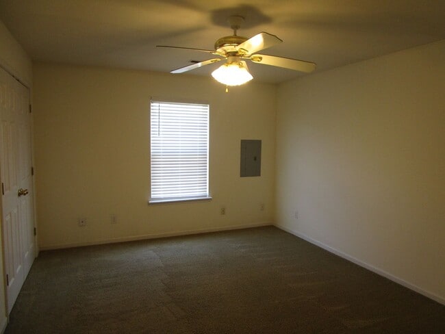 Photo - 1704-1706-1706 Juniper Dr