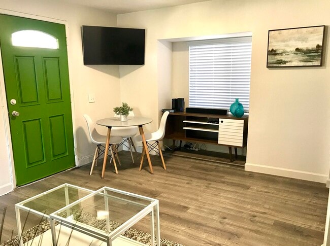 Photo - 2414 N Alvarado St Unit c