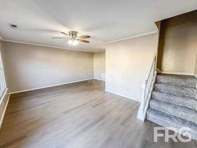 Photo - 2700 Thackery Rd