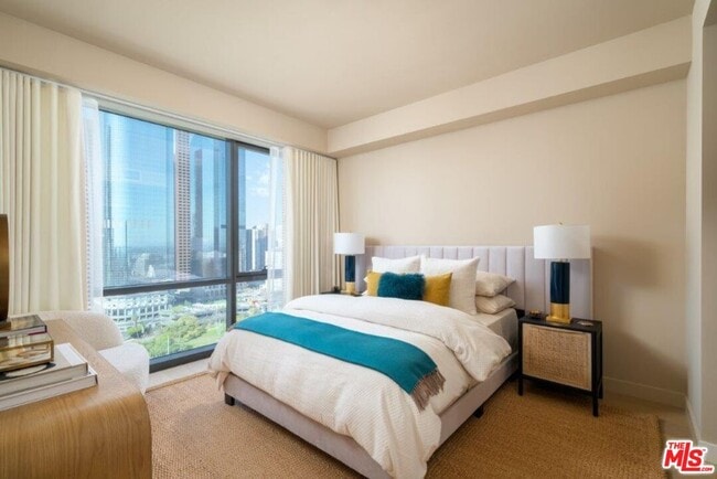 Photo - 400 S Broadway Unit 809