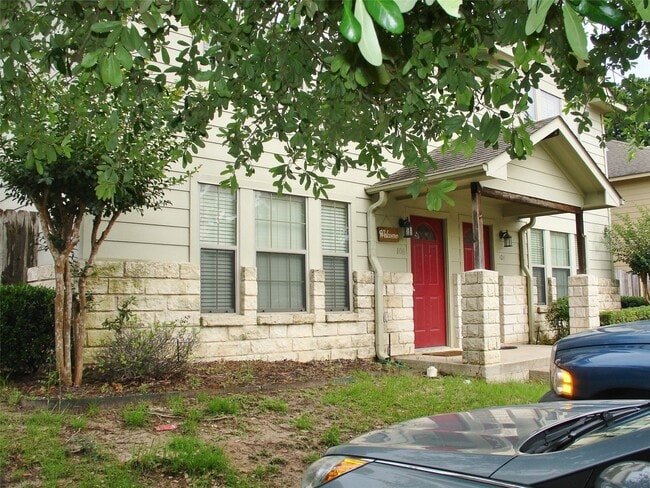 Photo - 106 Vista Way