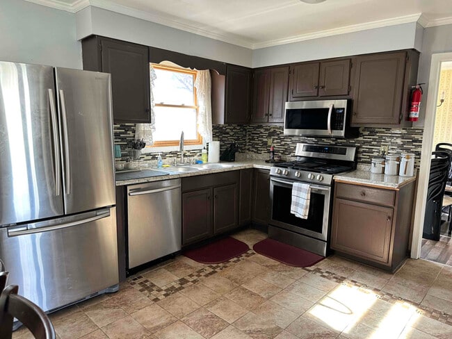 Photo - 3105 Covedale St