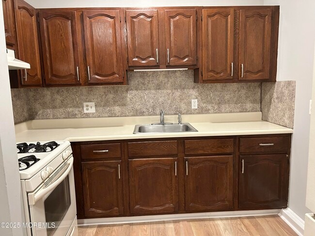 Photo - 819 1/2 16th Ave