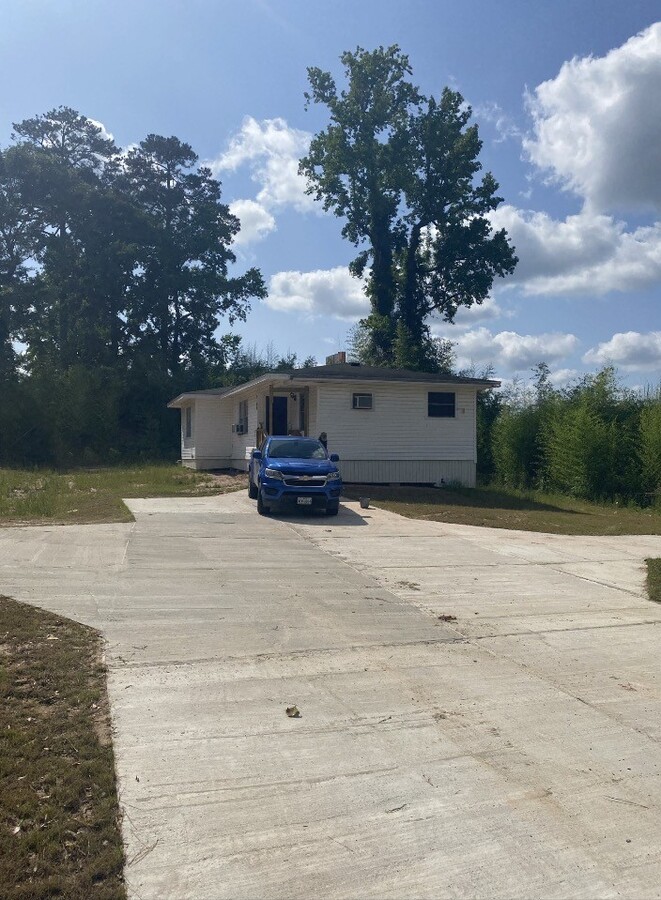 Photo - 125 Wingate Rd