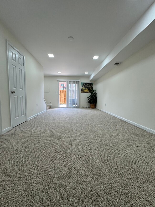 Building Photo - 3814 9th Rd S Rental