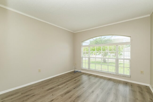 Photo - 13203 Pine Creek Cir