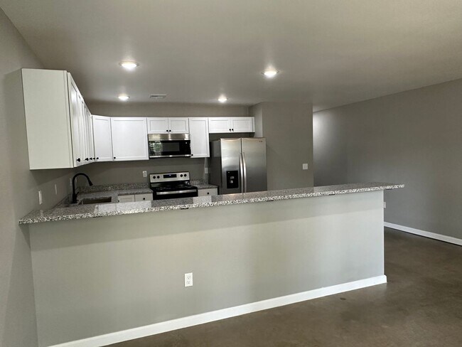 Photo - 120-122 S Pearl Duplex Unit 122 S Pearl