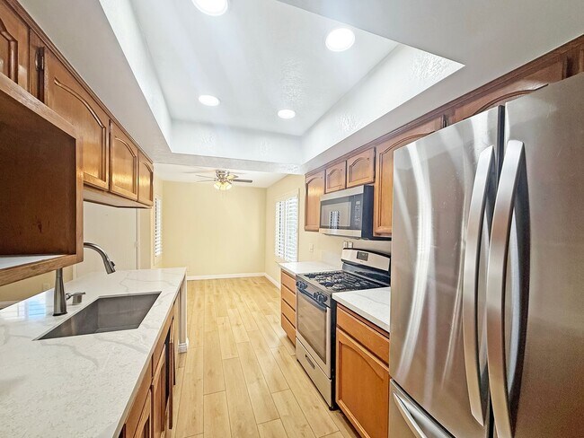 Photo - Great 2 bed/2bath condo w/AC and detached ... Unit 16