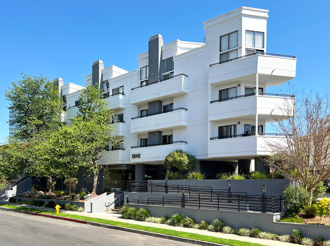 McClellan Exterior - 1242 Mcclellan Dr Apartments