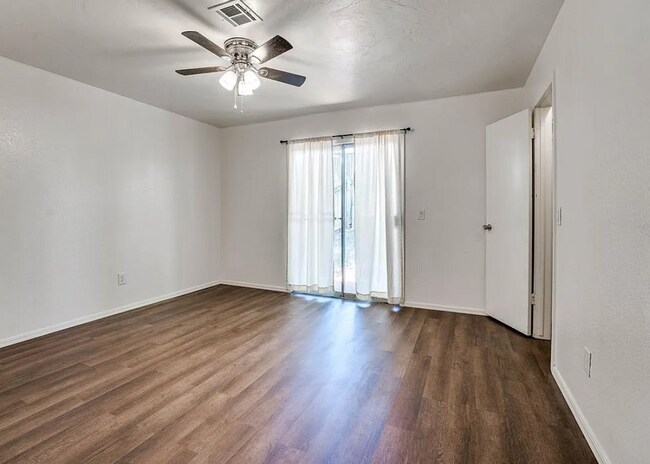 8801 St George Way Unidad 1