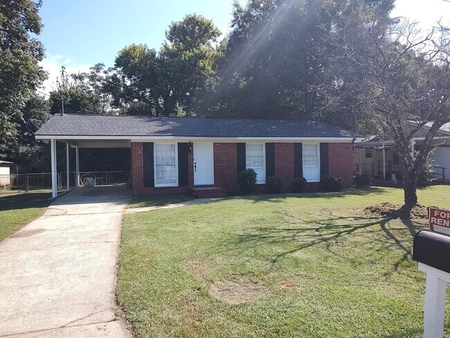 Photo - 307 Sarah Dr