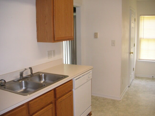 Photo - 1005 Karendale Ave