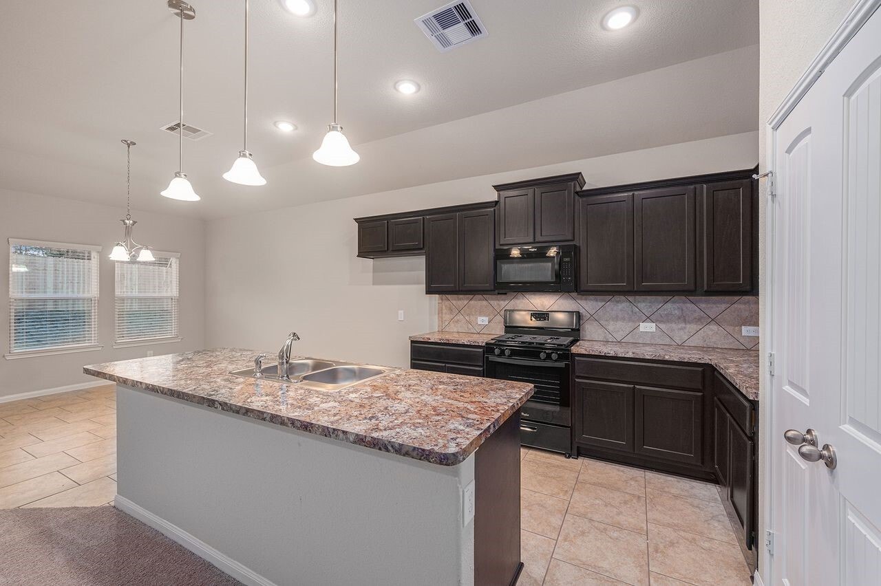 Photo - 12153 Goliad Ln