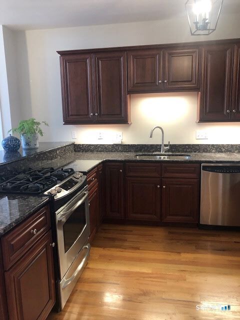 Photo - 1 Indian Neck Ave Unit apt 13