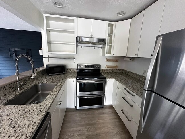 Photo - 1895 Alpine Ave. Unit Apt C13