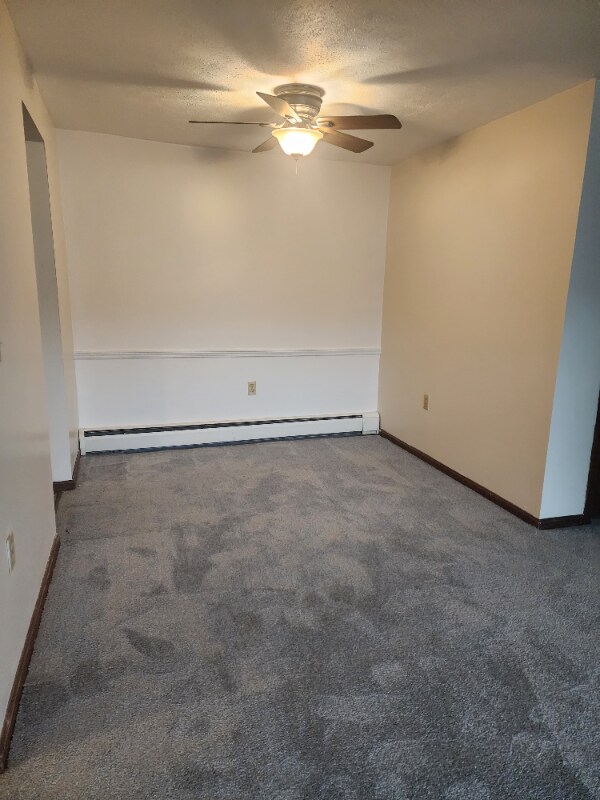 Photo - 201 Rose Ln St SE