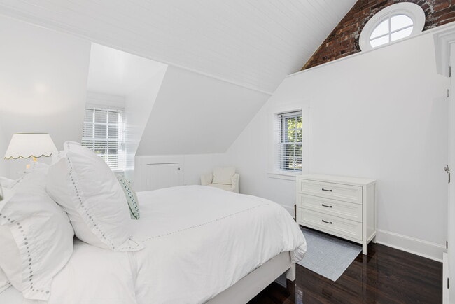 Photo - 8 Brenton Rd