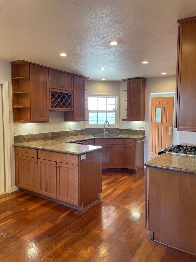 Updated Orcutt Home in Great Location Avai... Rental House Rental in