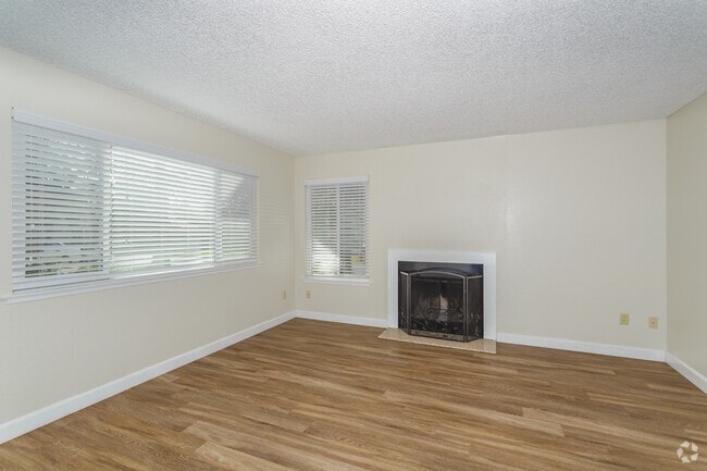 3BR, 2BA - 1,400 SF B