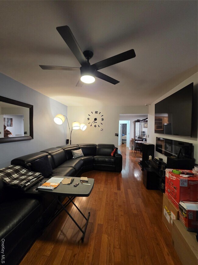 Photo - 2928 Wilson Ave Unit 2