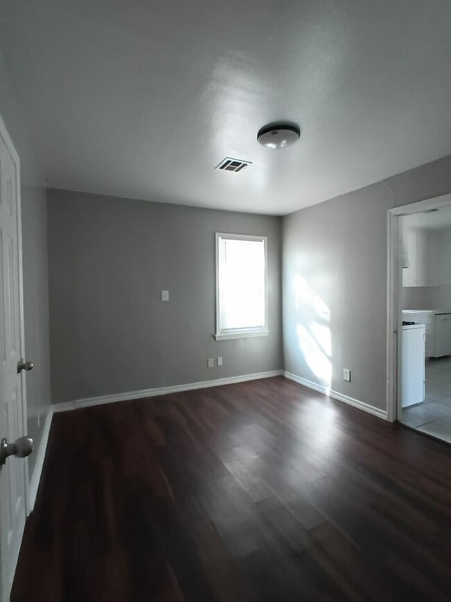 Photo - Comfy & Practical!